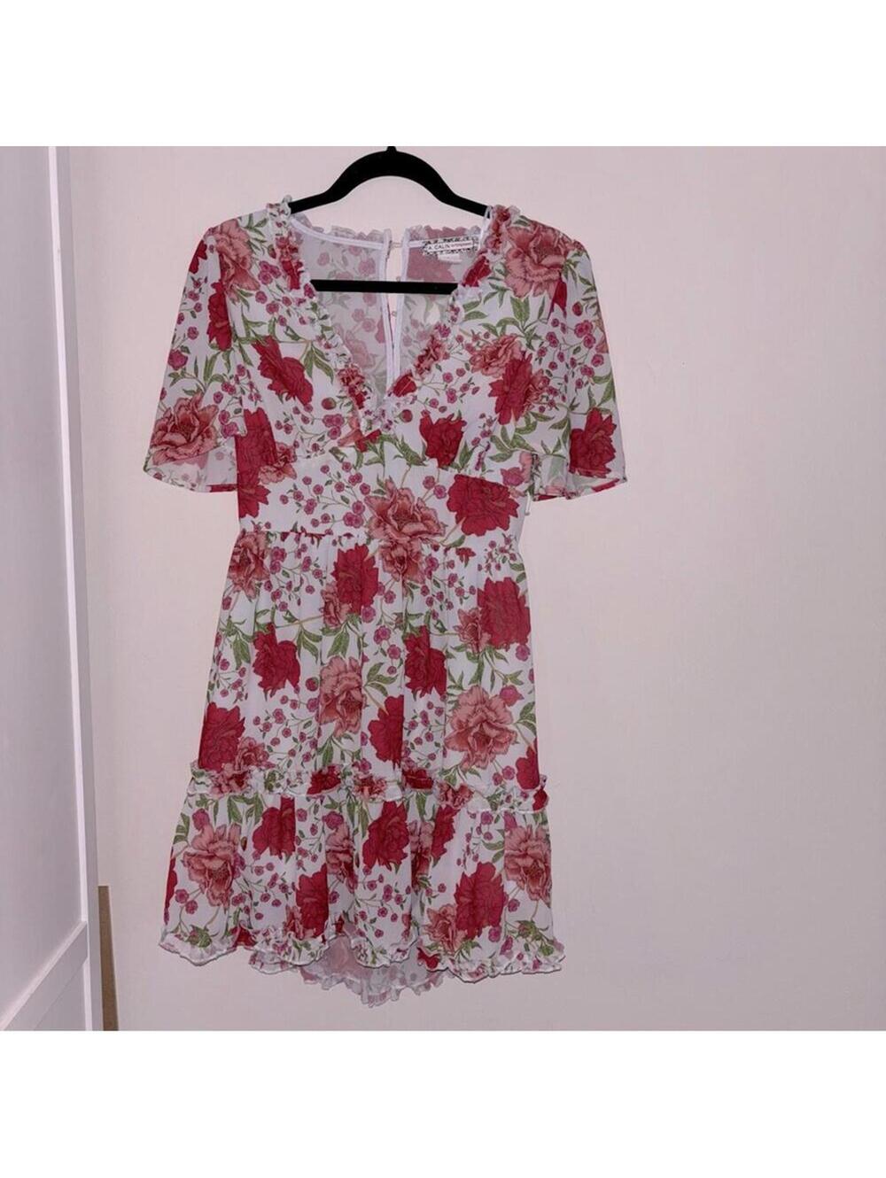 Flying tomato, V-neck, short sleeve floral printed open back dress feminine